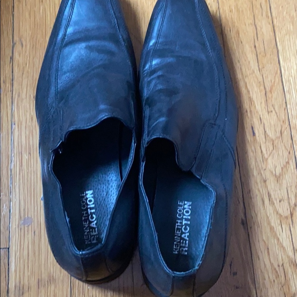Men’s dress shoes